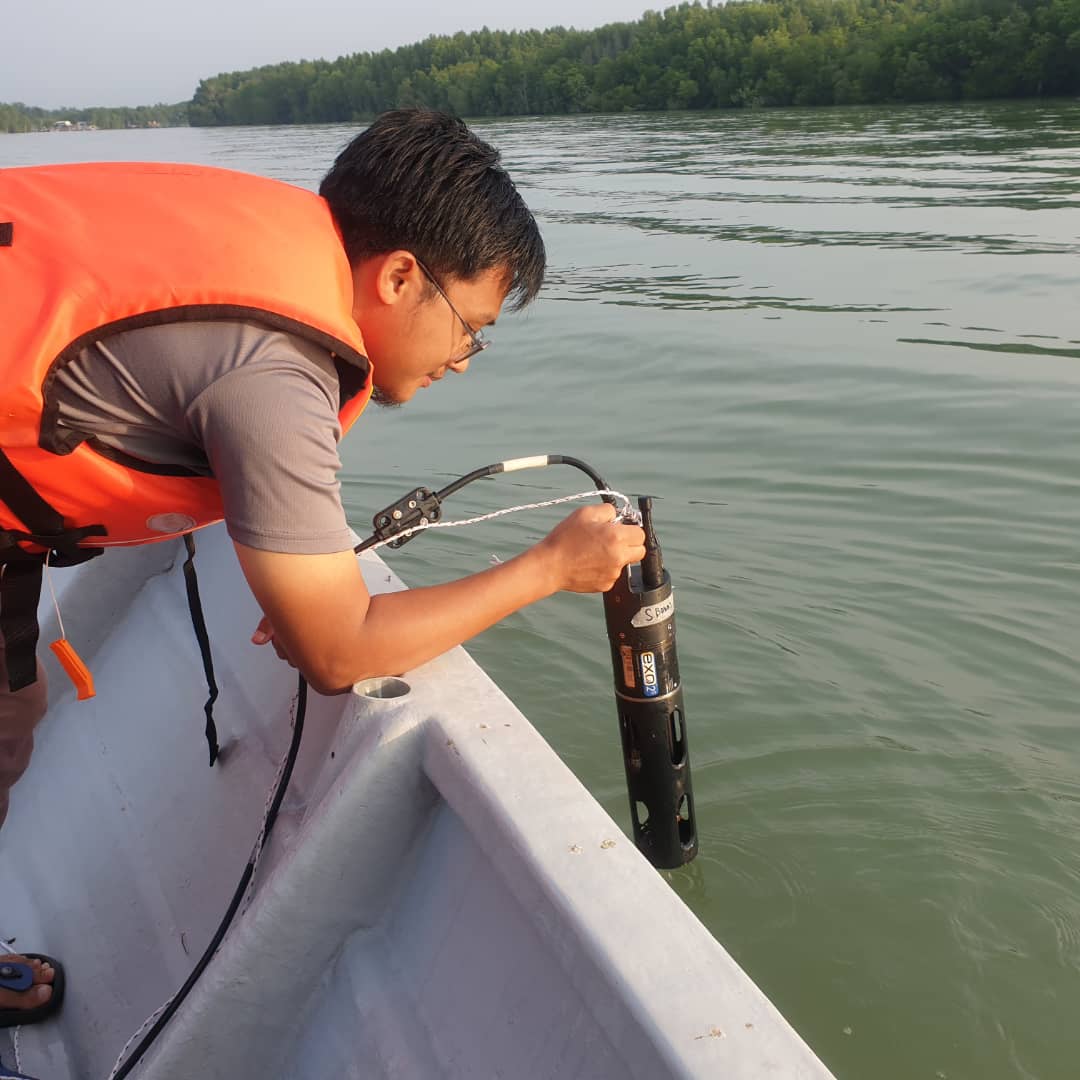 River buoy system